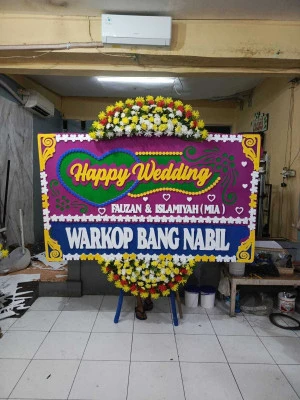 Papan Bunga di Majir Kutoarjo